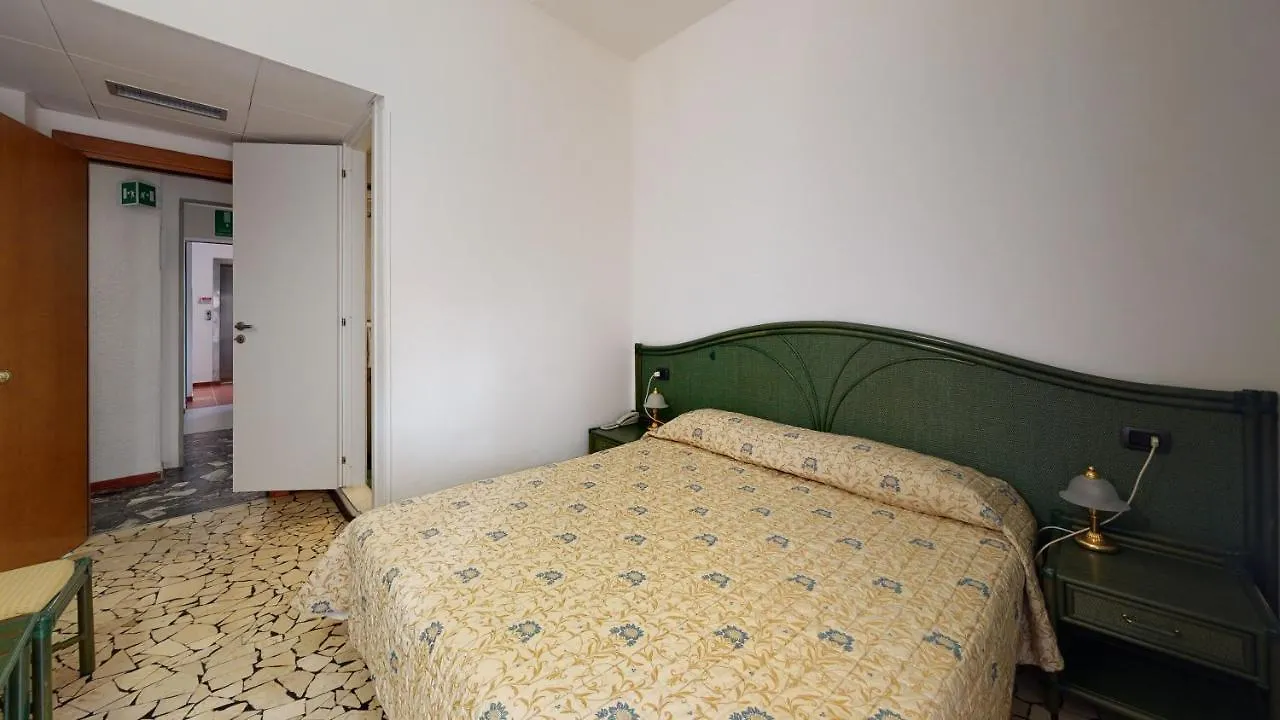***  Hotel Zunino Spotorno Italia